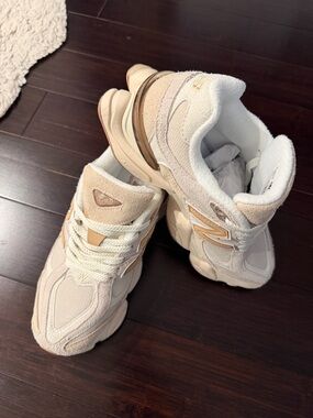 New Balance Women's Cream and Beige Athletic Sneakers